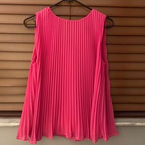 Pleated top
